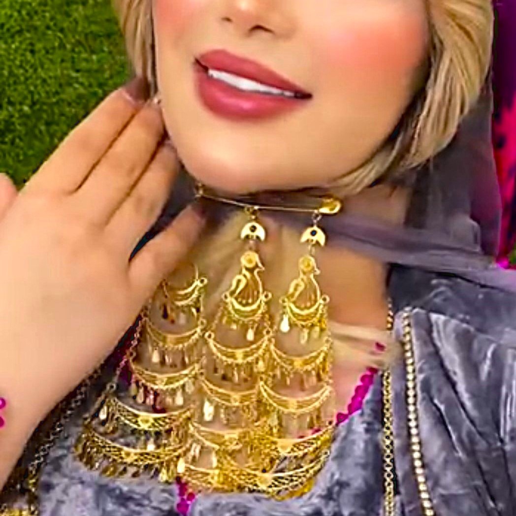 س طاووسی .روح گندم سنجاق زیر گلو طاووسی/عروسی/طرح طلا/لاکچری/دستساز - تصویر 1