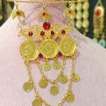 سنجاق زیر گلو الیزابت تاج دار/عروسی/بدلیجات روح گندم/طرح طلا/لاکچری/دستساز