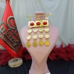 سنجاق کتیبه ای نگین عقیق زیورآلات روح گندم/ طرح طلا/آبکاری طلا